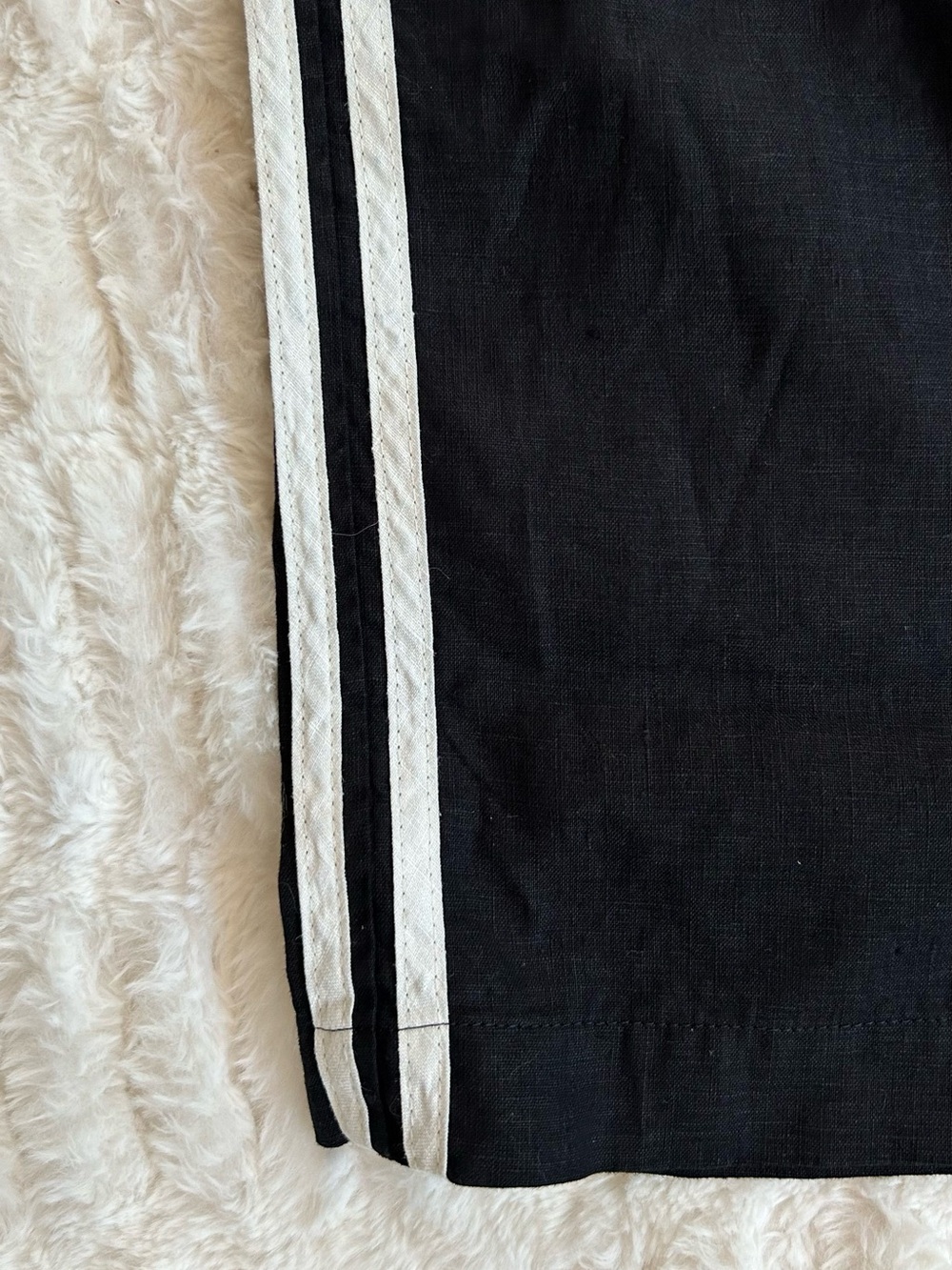 New Donni Linen Crop Stripe Pant in Jet - Picture 8 of 10